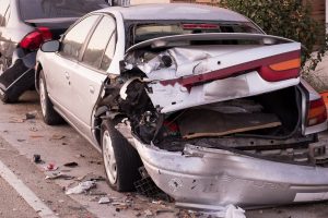 When to Hire a Lawyer for a Car Accident Claim